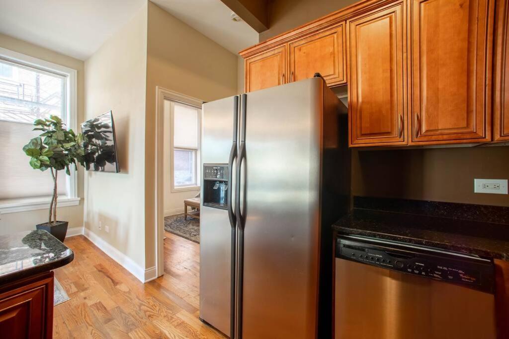 Getaway In The Heart Of Pilsen Chicago Apartment ภายนอก รูปภาพ